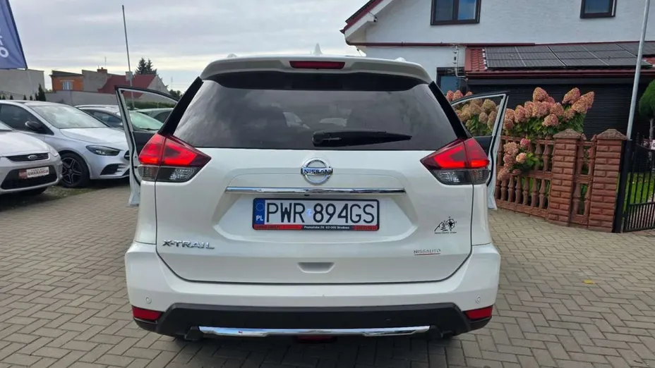 NISSAN X-Trail -