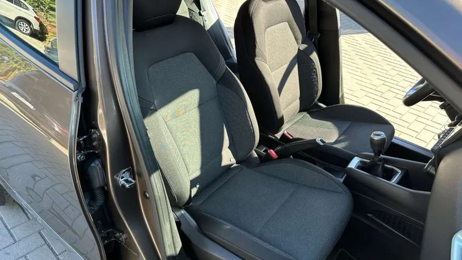 RENAULT Clio -