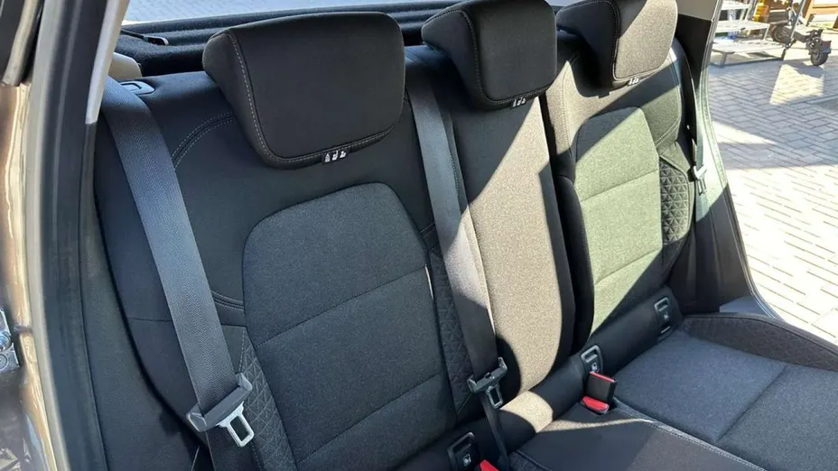 RENAULT Clio -