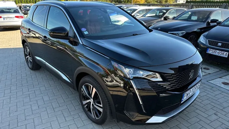 PEUGEOT 3008 -