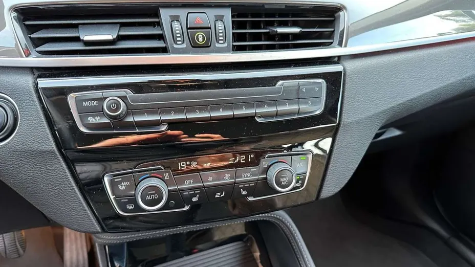 BMW X1 -