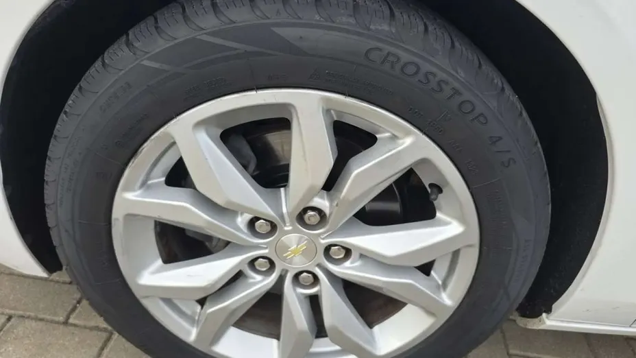 CHEVROLET Impala -