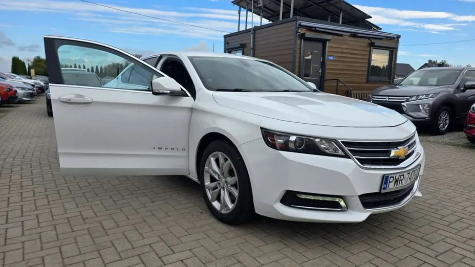 CHEVROLET Impala -