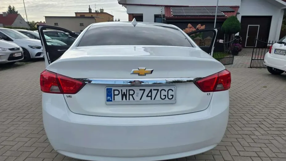 CHEVROLET Impala -