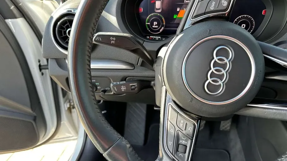 AUDI A3 Sportback -