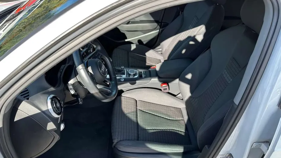 AUDI A3 Sportback -