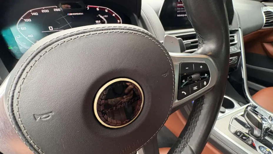 BMW Seria 8 -