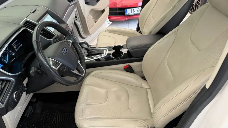 FORD Edge -