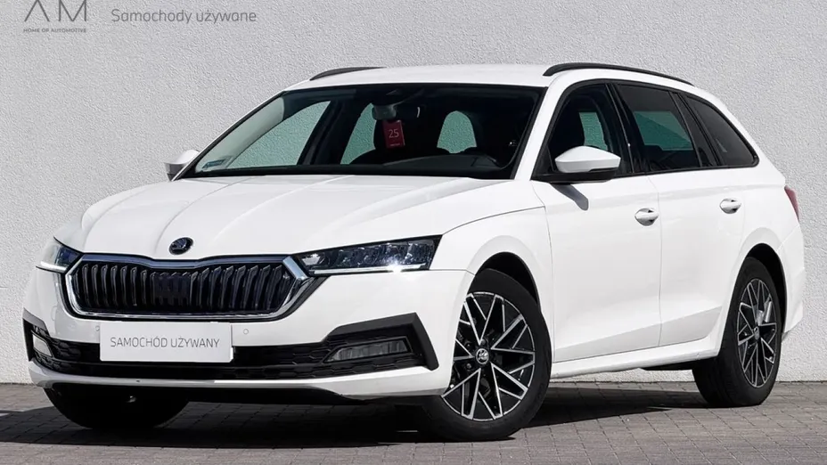 SKODA Octavia -
