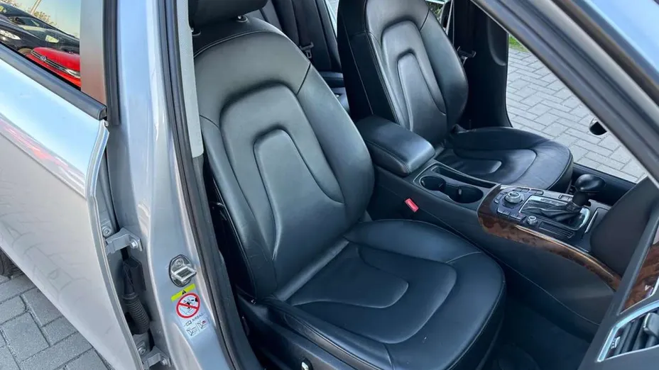AUDI A4 -