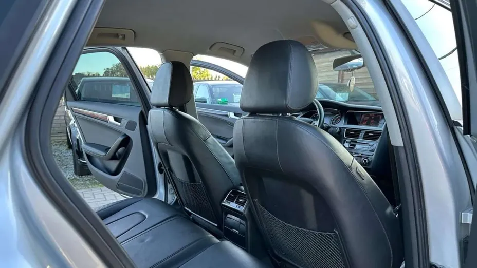 AUDI A4 -