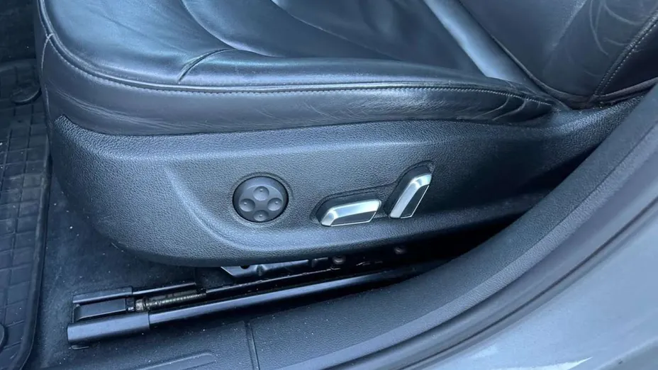 AUDI A4 -