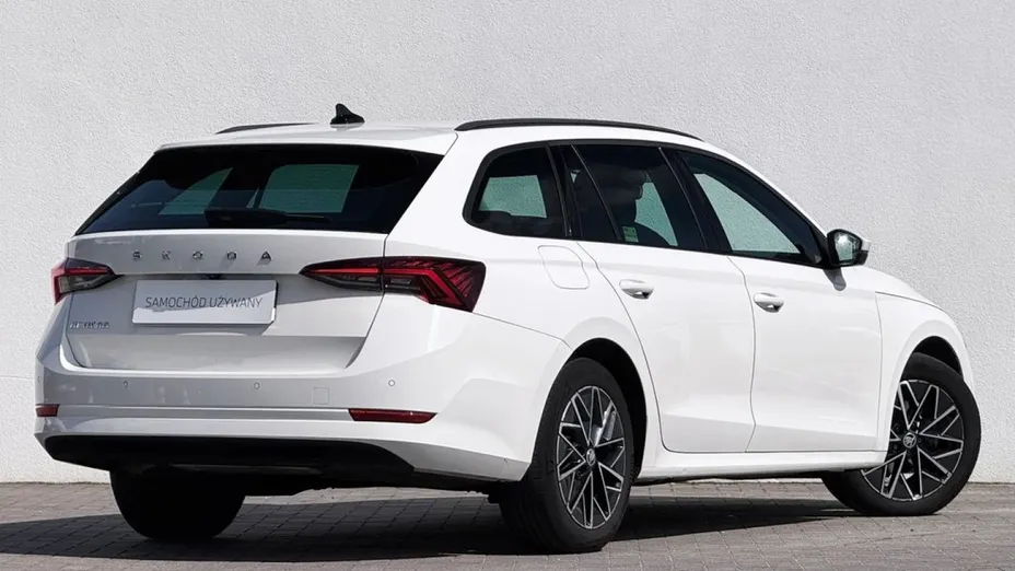 SKODA Octavia -