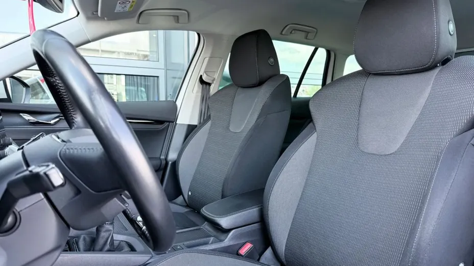 SKODA Octavia -