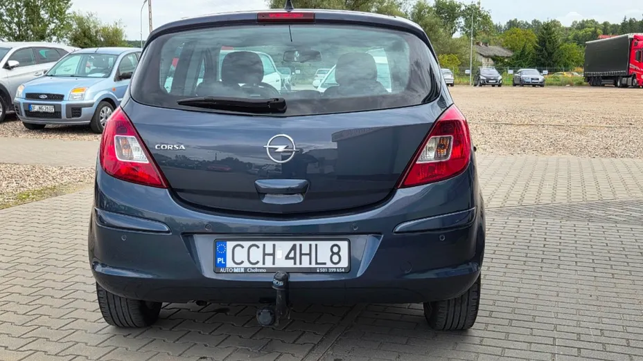 OPEL Corsa -