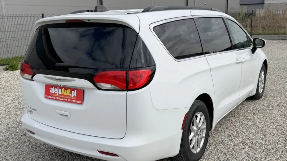 CHRYSLER Voyager -