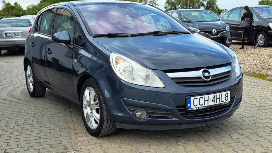 OPEL Corsa -