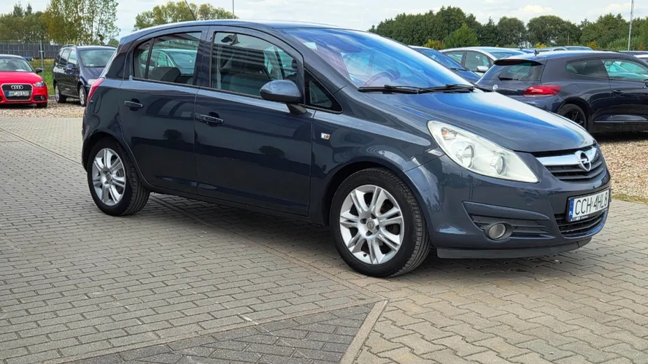 OPEL Corsa -