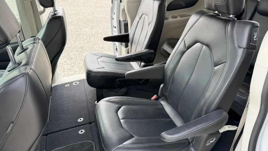 CHRYSLER Voyager -