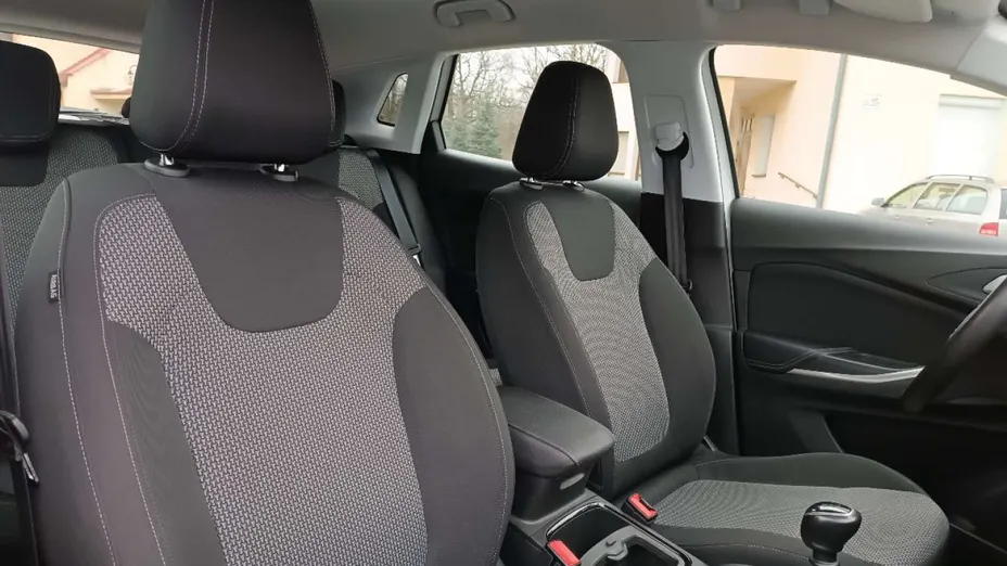 OPEL Grandland X -