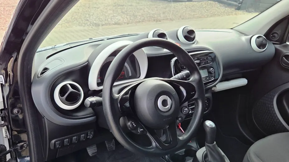 SMART forfour -