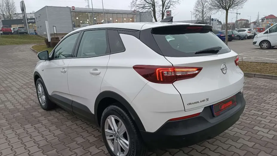 OPEL Grandland X -