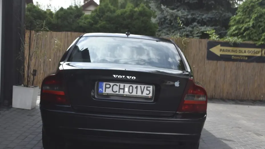 VOLVO S80 -