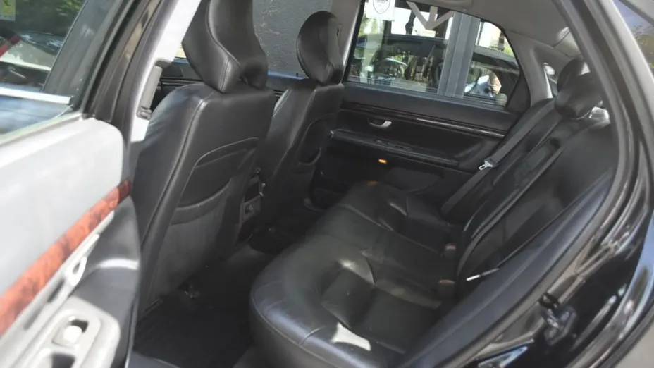 VOLVO S80 -
