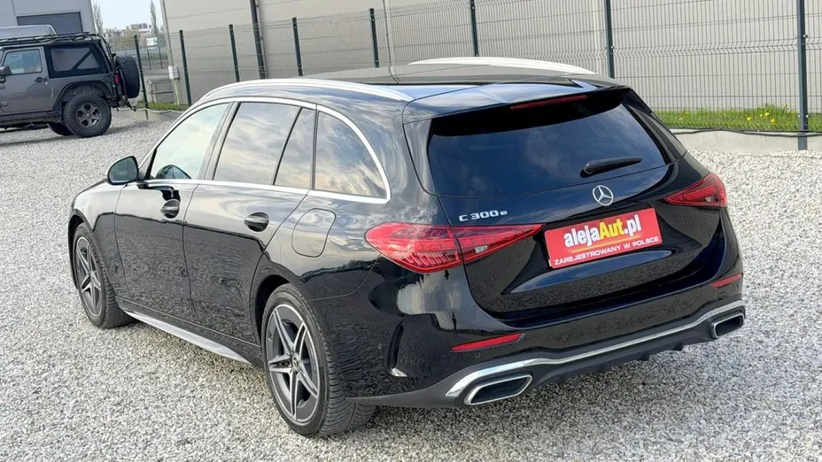 MERCEDES-BENZ C Klasa -