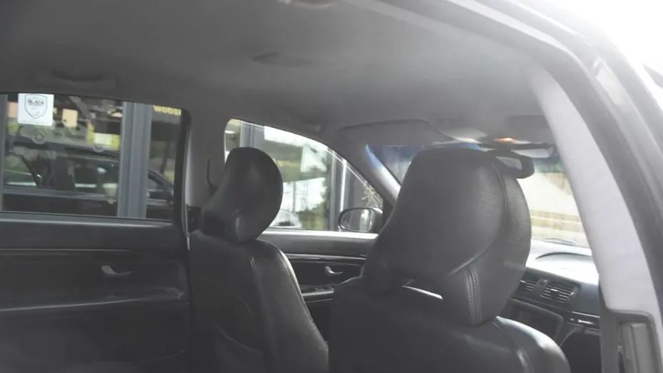 VOLVO S80 -