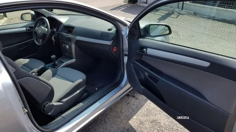 OPEL Astra -