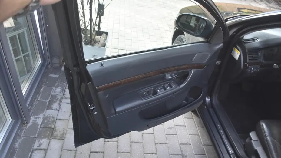 VOLVO S80 -