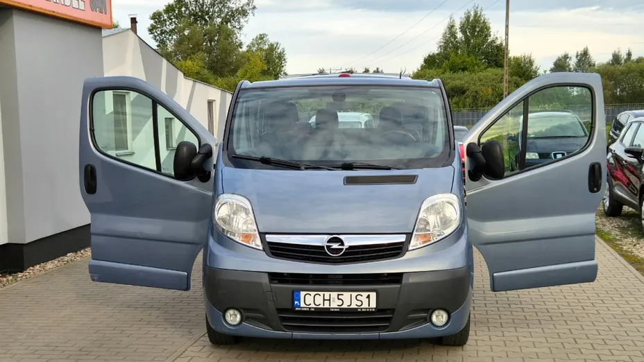 OPEL Vivaro -