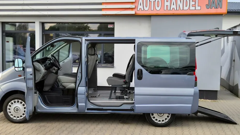 OPEL Vivaro -