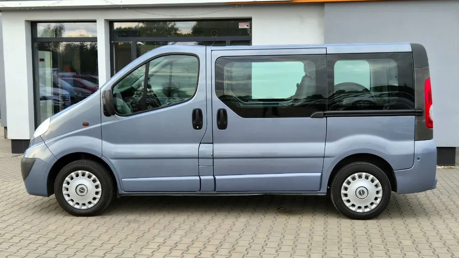 OPEL Vivaro -