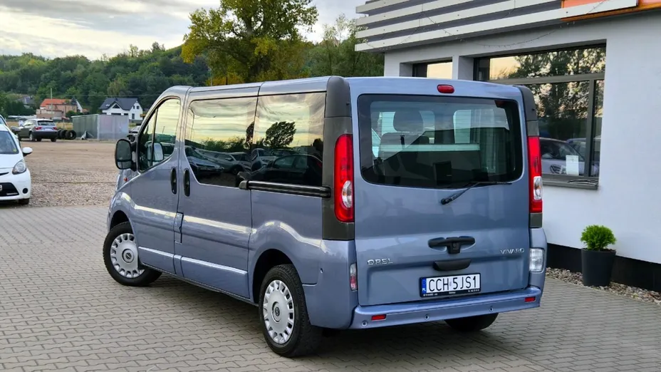 OPEL Vivaro -