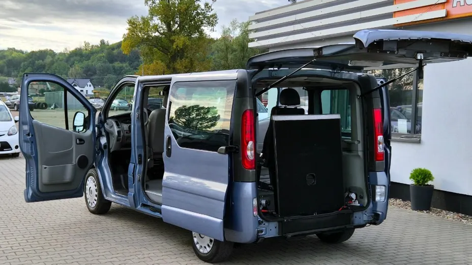OPEL Vivaro -