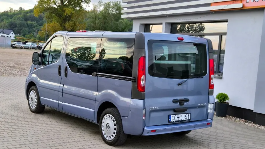OPEL Vivaro -