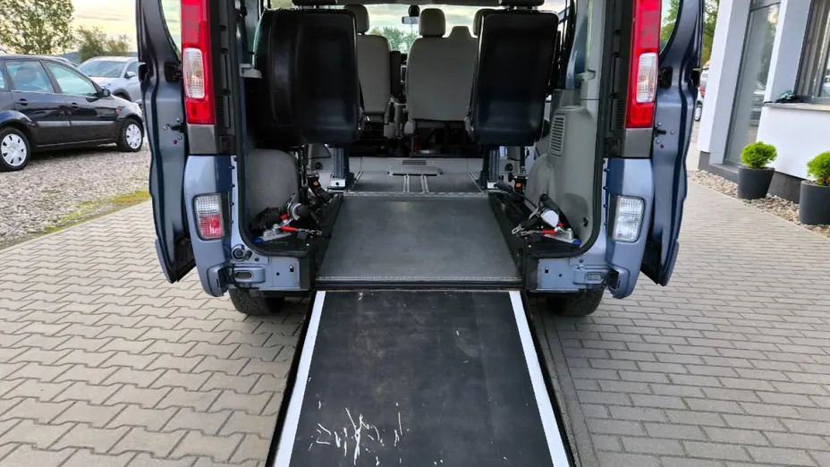 OPEL Vivaro -