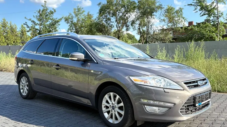 FORD Mondeo -