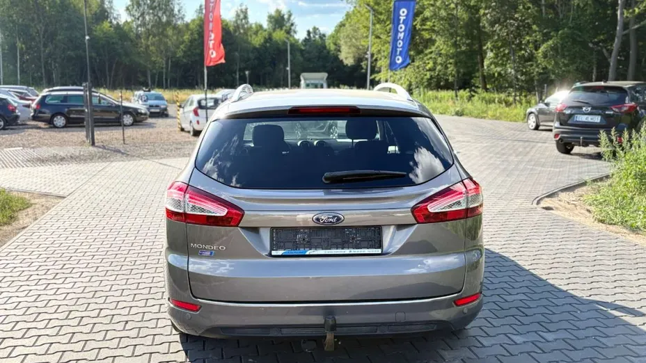 FORD Mondeo -