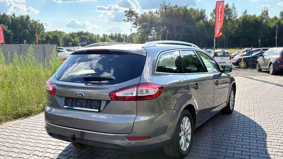FORD Mondeo -