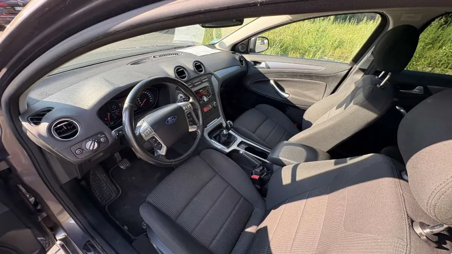 FORD Mondeo -