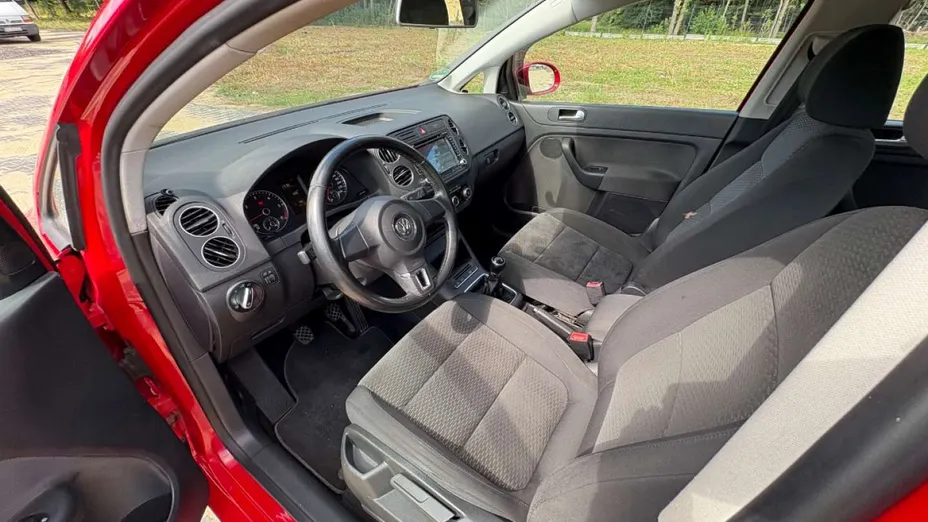 VOLKSWAGEN Golf Plus -