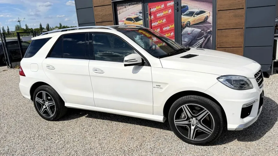 MERCEDES-BENZ ML -
