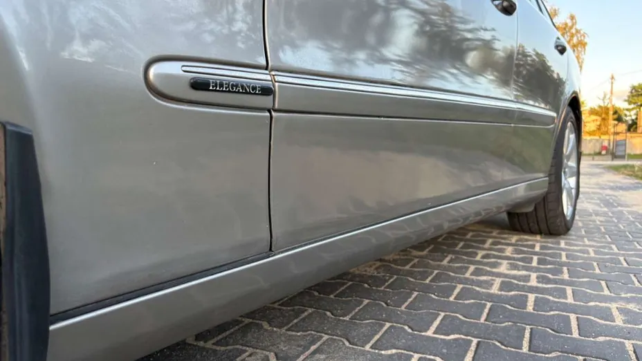 MERCEDES-BENZ E Klasa -