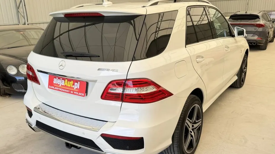 MERCEDES-BENZ ML -