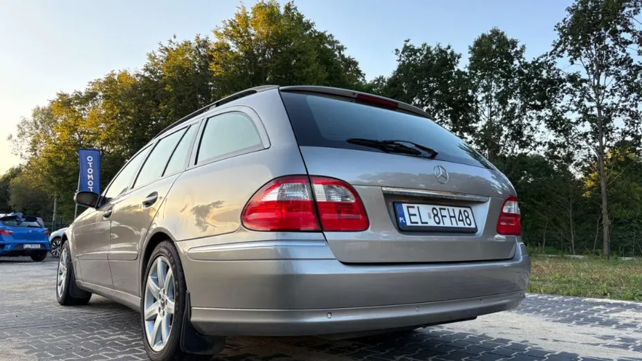 MERCEDES-BENZ E Klasa -