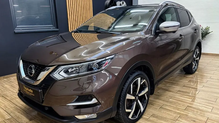 NISSAN Qashqai -