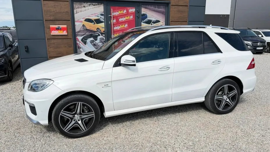 MERCEDES-BENZ ML -